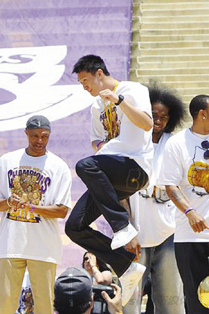 北京时间6月18日(洛杉矶时间6月17日),2008-2009赛季nba总冠军