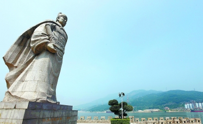 长乐江边的郑和塑像,在当地,郑和是一个重要的名字.