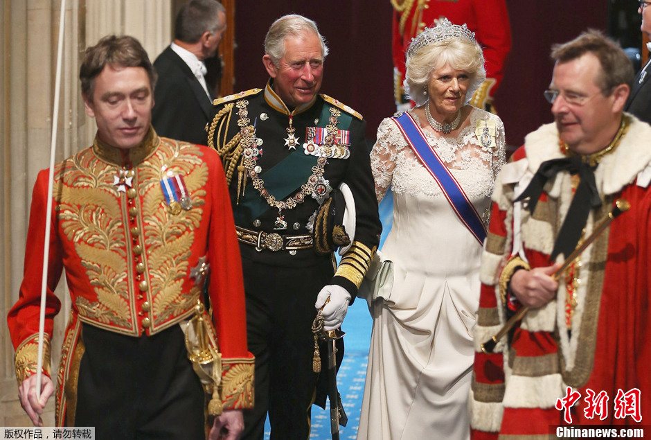 英国国会开幕大典 女王率皇室盛装出席