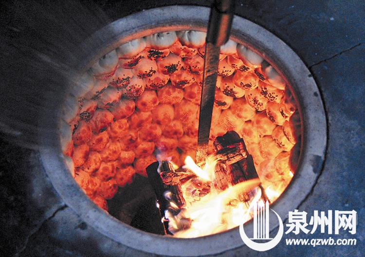 德化烤肉饼:土烤箱里做出限量版美味