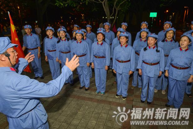 福州万人唱响抗战老歌　纪念抗日战争胜利70周年