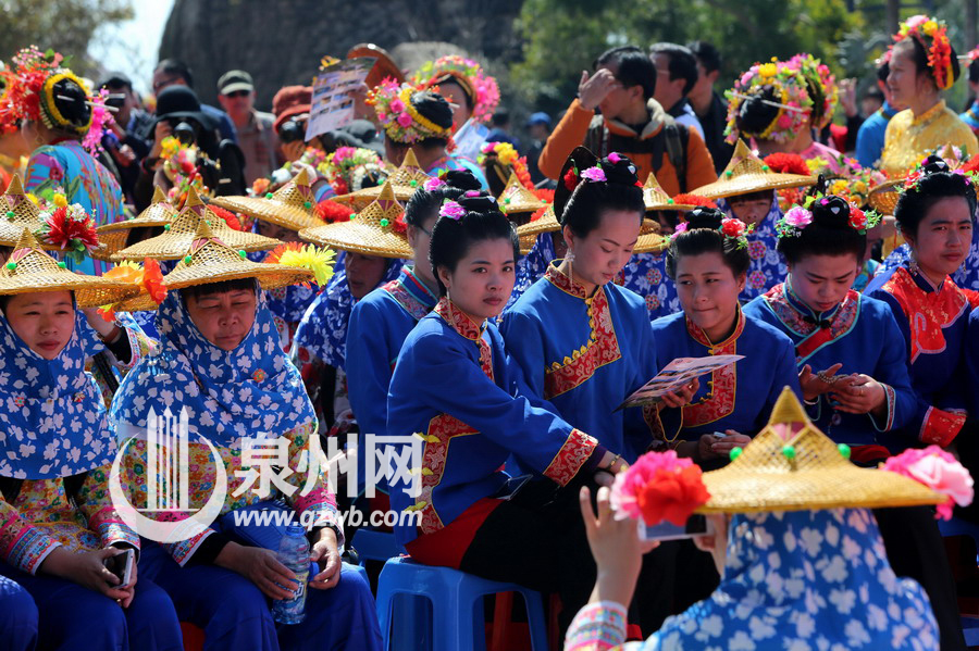 蟳埔女惠安女湄洲女 福建三大渔女同拜妈祖