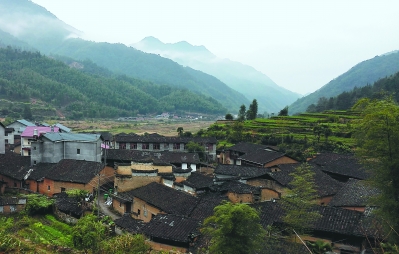 红色都城坑口村红绿结合宜居游