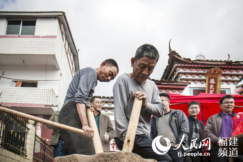 宁化客家祖地吸引游客寻根　公祭大典庆丰收凝聚乡愁