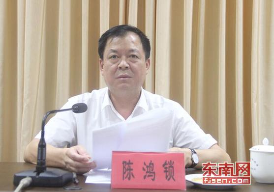 莆田市委宣传部副部长,文明办主任陈鸿锁讲话  图片来源:莆田文明网