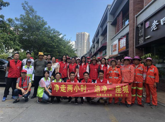 何厝人口_何厝送王船(2)