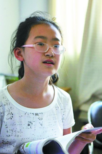 9岁小学生给教材挑错专家查证后给其颁发证书